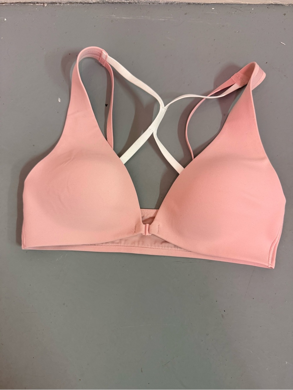Victoria's Secret VSX Elevate triangle plunge front close sports bra pink
